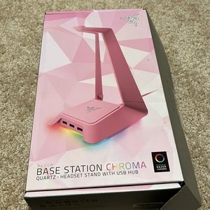 Razer base station chroma quartz headset stand usb hub